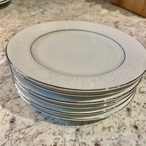 Vintage Lovelace by Crown Victoria Fine China - Replacement Bread/Butter Plate